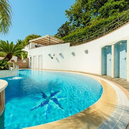 Villa Araucaria Casamicciola Terme Bagian luar foto