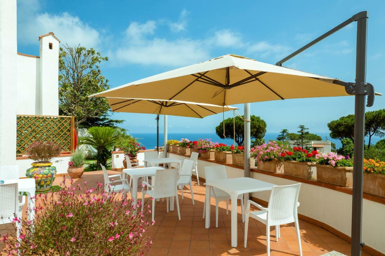 Villa Araucaria Casamicciola Terme Bagian luar foto